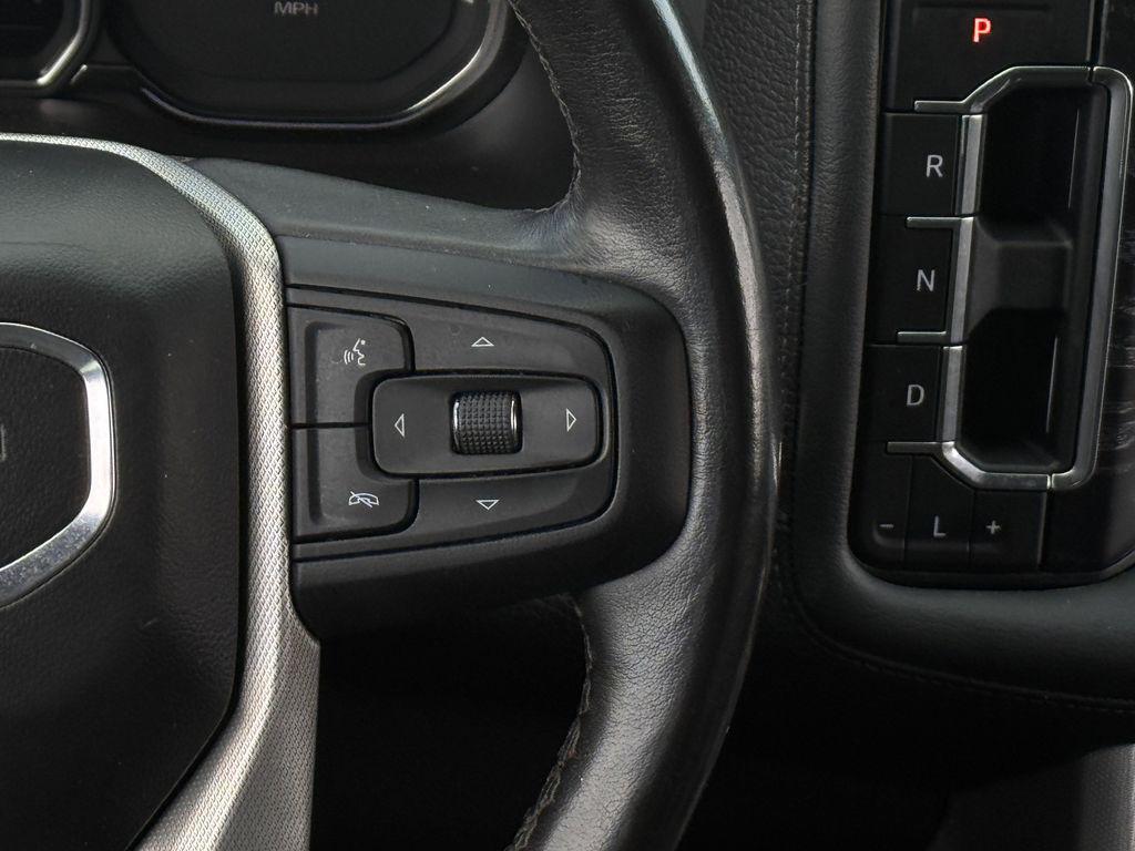 used 2021 GMC Yukon car, priced at $33,998