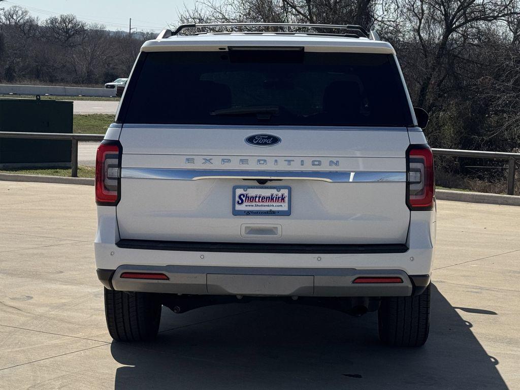 used 2023 Ford Expedition car, priced at $40,988