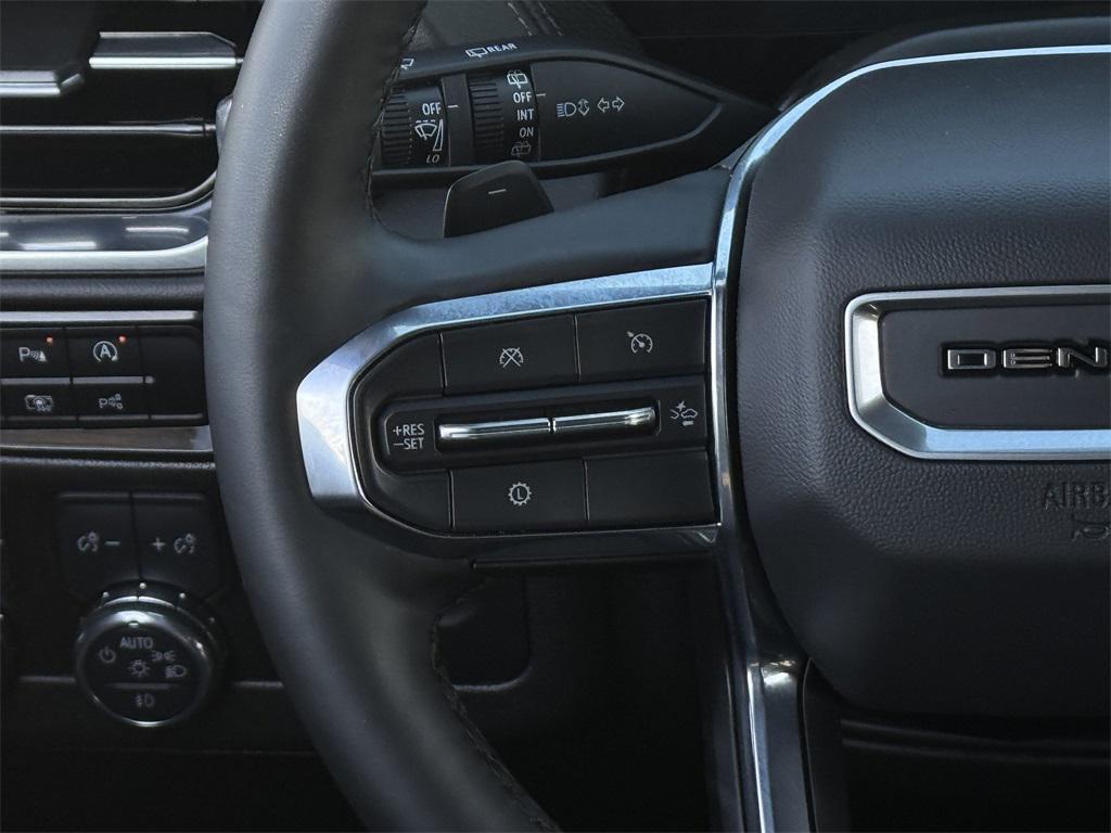 used 2025 GMC Yukon car, priced at $71,821