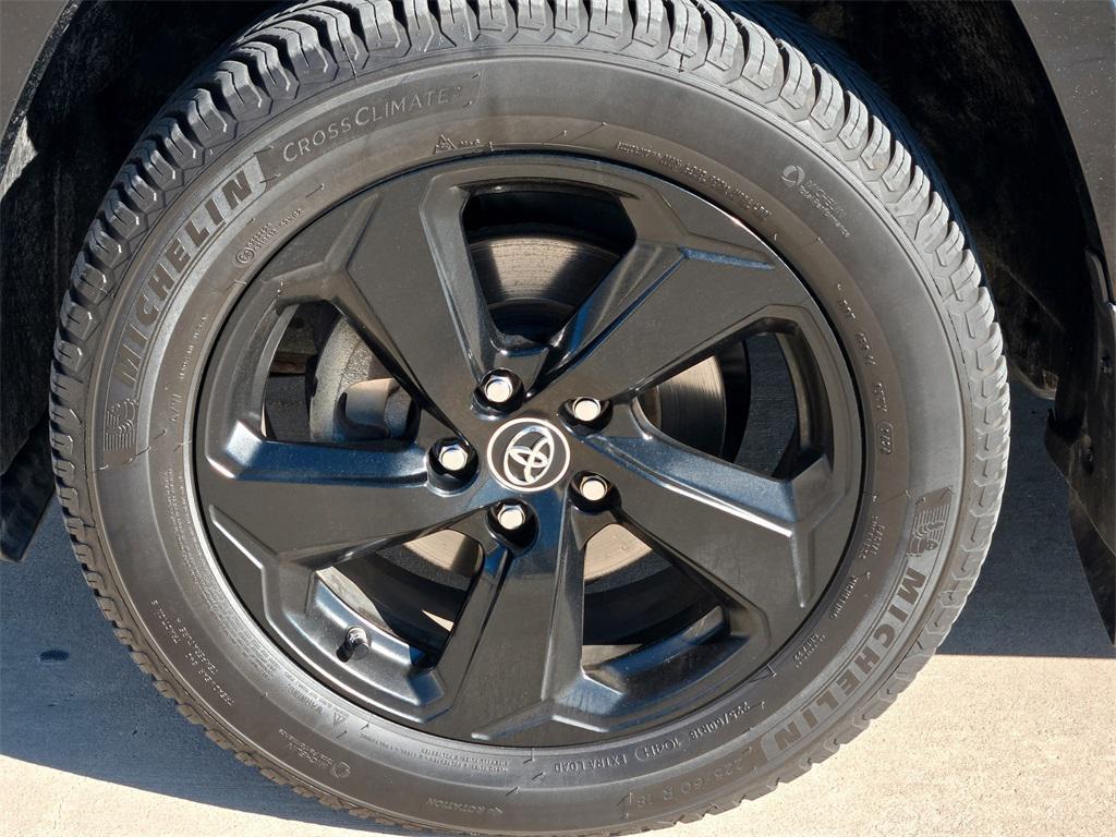 used 2019 Toyota RAV4 Hybrid car, priced at $24,802