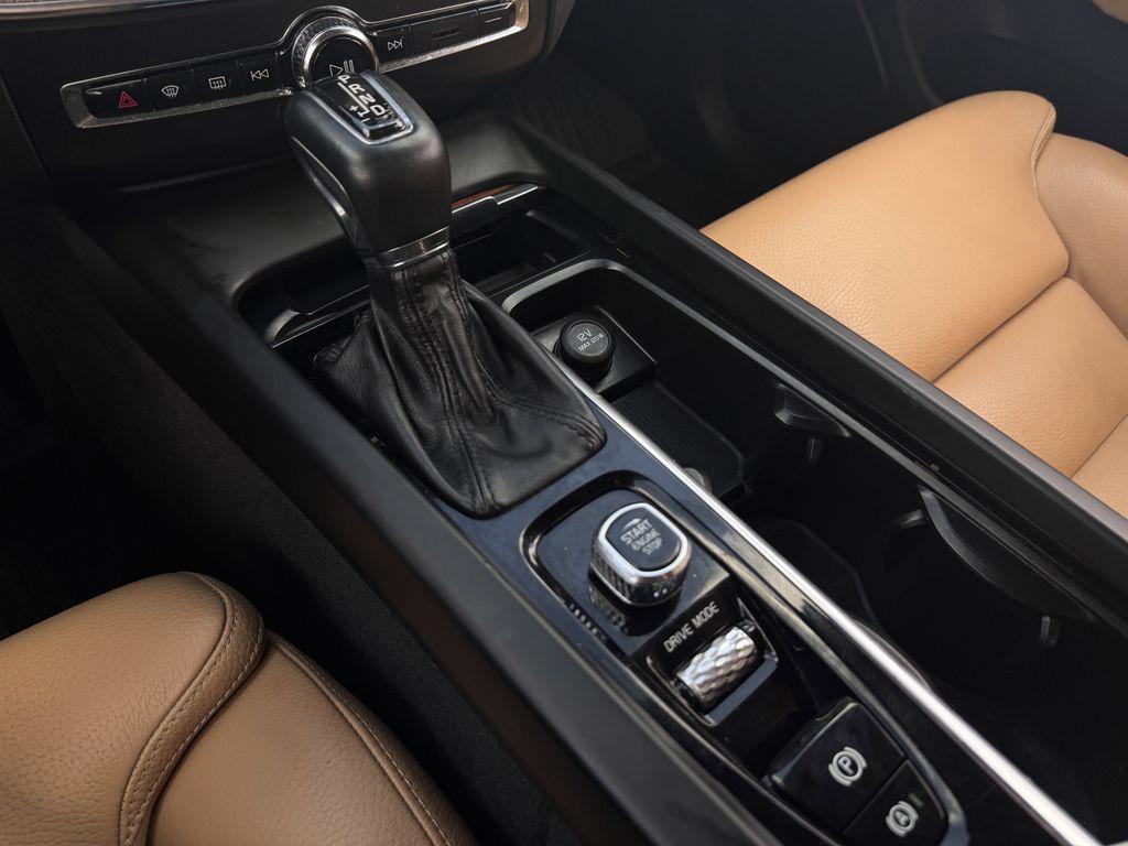 used 2020 Volvo XC60 car, priced at $15,956