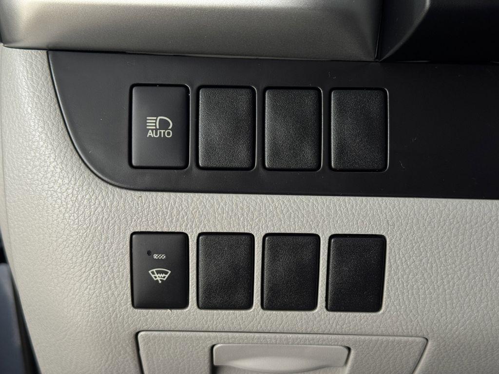 used 2019 Toyota Highlander car, priced at $21,943