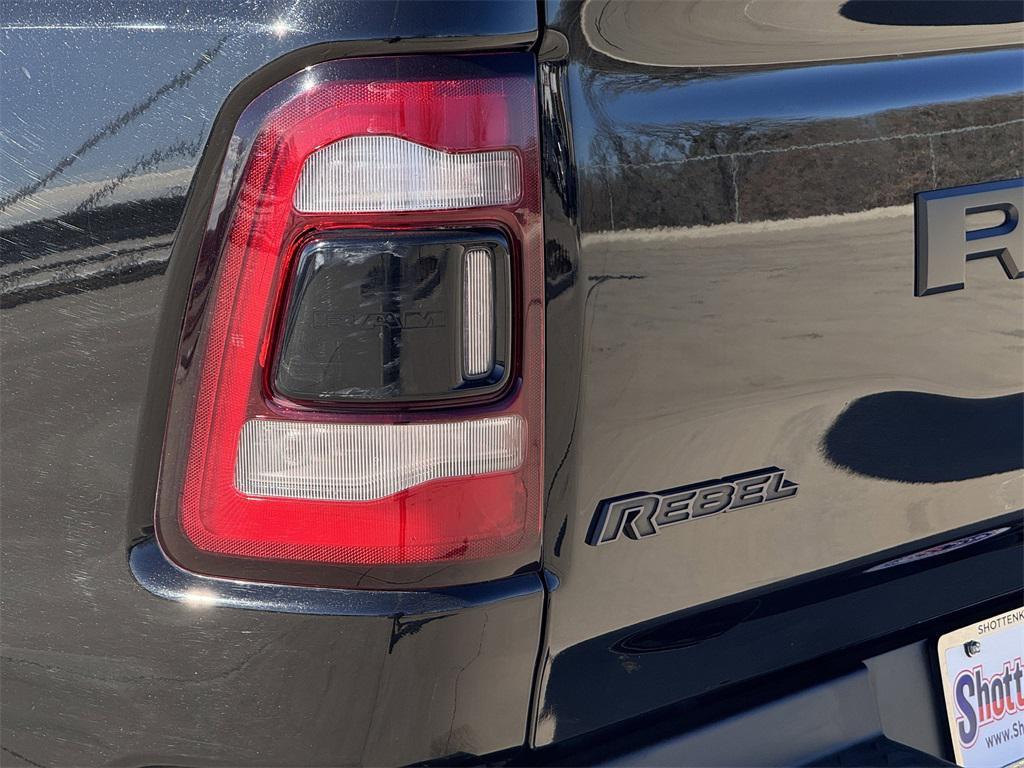 used 2022 Ram 1500 car, priced at $39,812