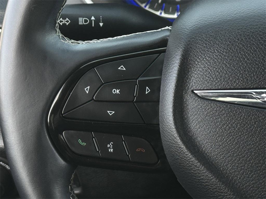 used 2018 Chrysler Pacifica car, priced at $14,712