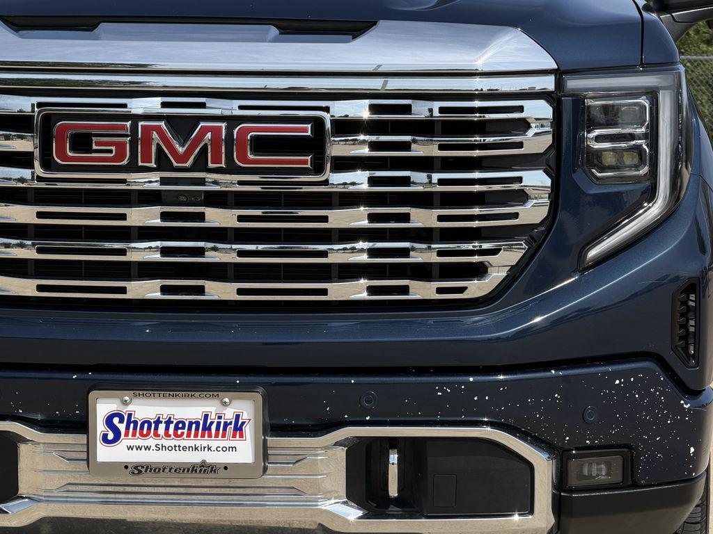 used 2023 GMC Sierra 1500 car, priced at $53,157