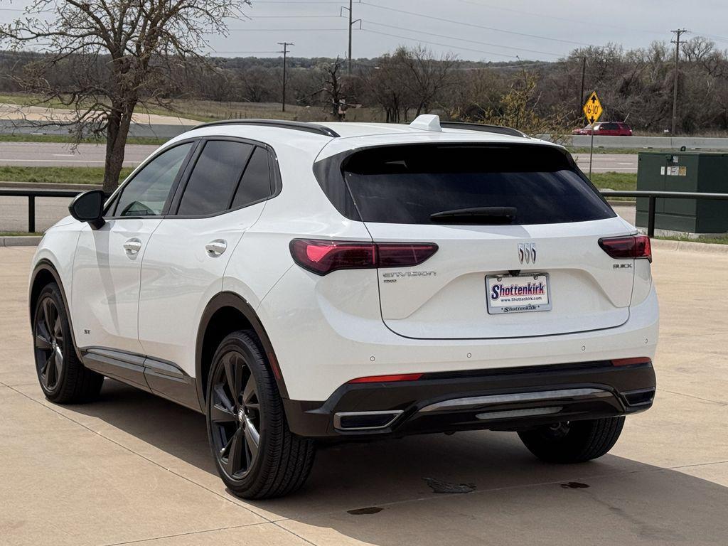 used 2025 Buick Envision car, priced at $28,448