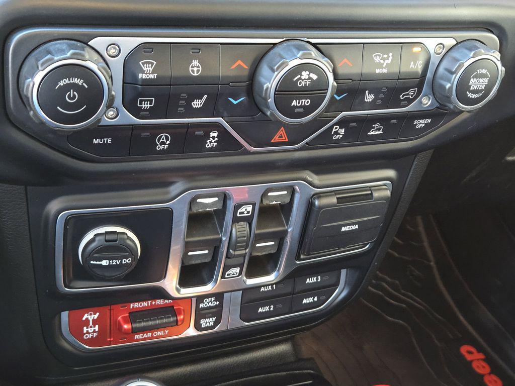 used 2020 Jeep Gladiator car, priced at $35,925