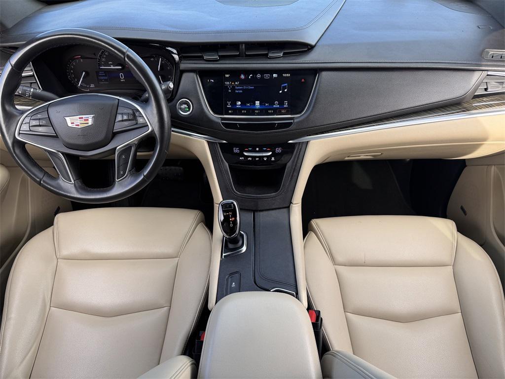 used 2017 Cadillac XT5 car, priced at $12,857