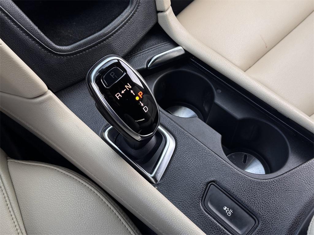 used 2017 Cadillac XT5 car, priced at $12,857