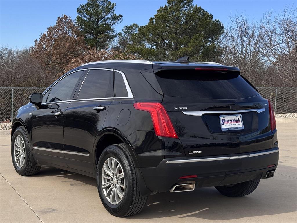 used 2017 Cadillac XT5 car, priced at $12,857