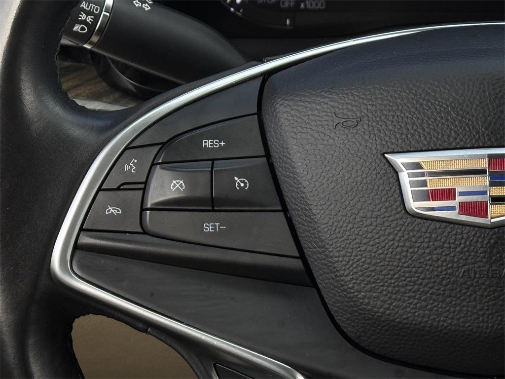 used 2017 Cadillac XT5 car, priced at $12,857