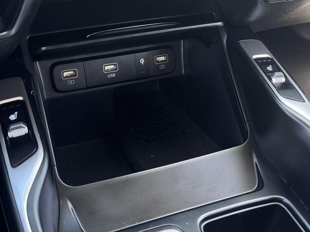 used 2023 Kia Sorento car, priced at $24,576