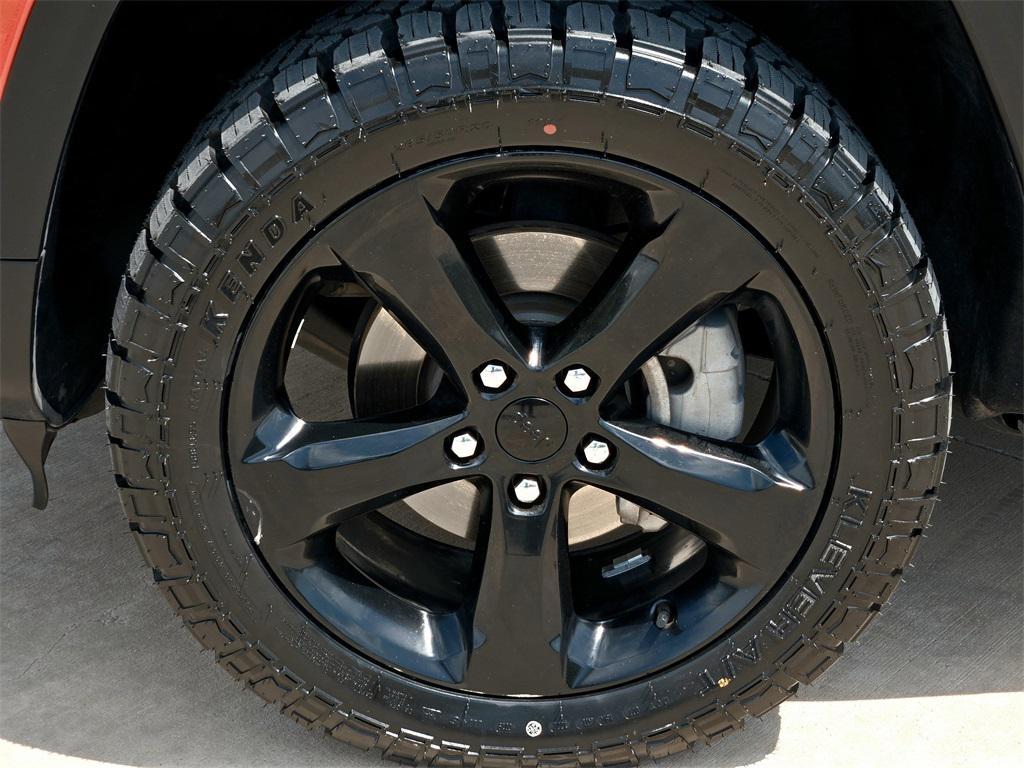 used 2023 Jeep Grand Cherokee car, priced at $27,920