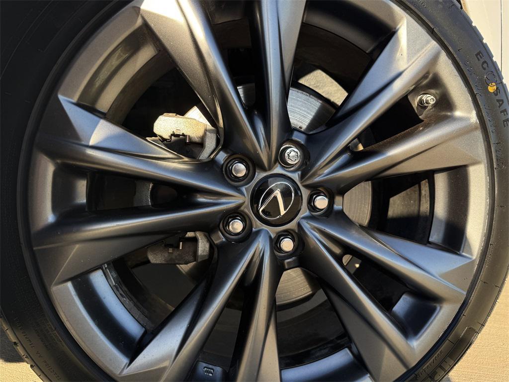 used 2019 Lexus ES 350 car, priced at $24,919