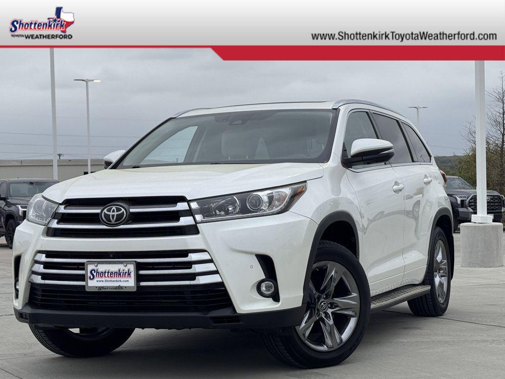 used 2019 Toyota Highlander car, priced at $28,811