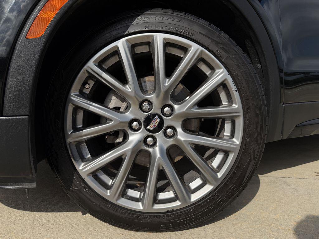 used 2020 Cadillac XT4 car, priced at $22,161