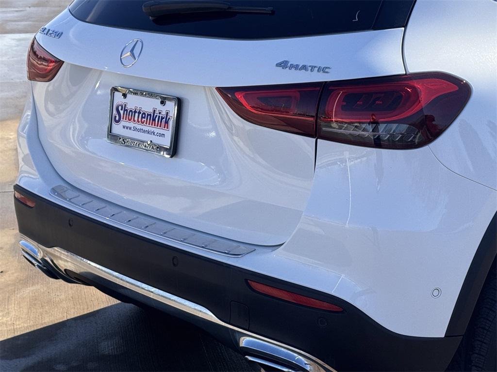 used 2023 Mercedes-Benz GLA 250 car, priced at $28,920