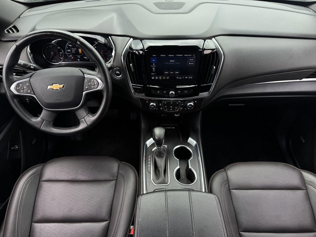 used 2023 Chevrolet Traverse car, priced at $34,919