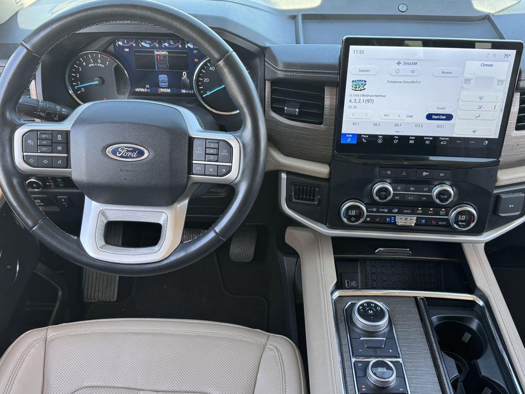 used 2024 Ford Expedition car, priced at $44,826