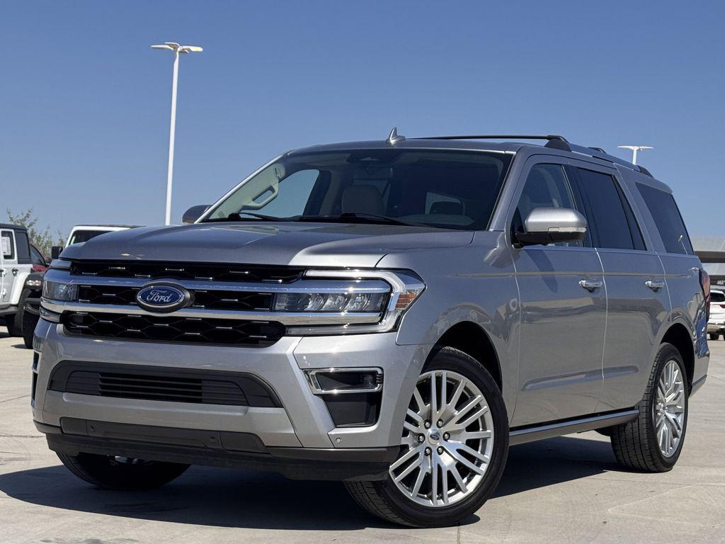 used 2024 Ford Expedition car, priced at $44,826