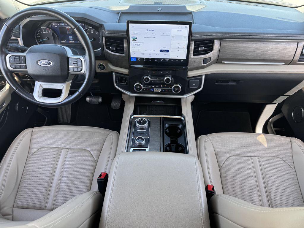 used 2024 Ford Expedition car, priced at $44,826