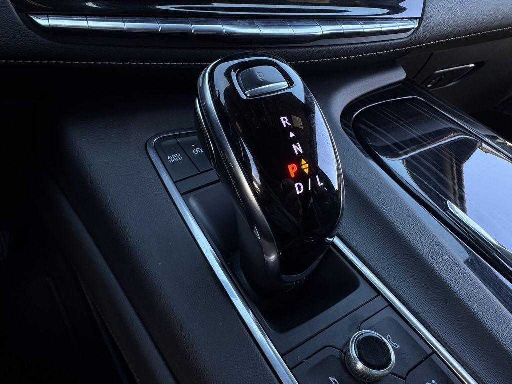 used 2022 Cadillac Escalade ESV car, priced at $58,731