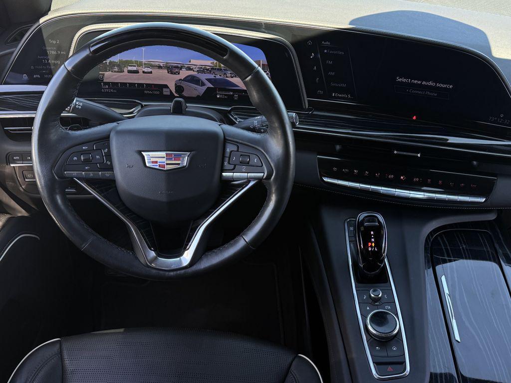 used 2022 Cadillac Escalade ESV car, priced at $58,731