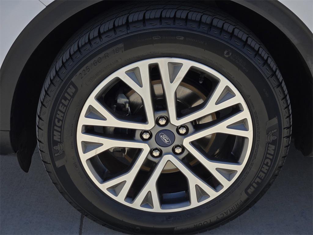 used 2022 Ford Escape car, priced at $18,978