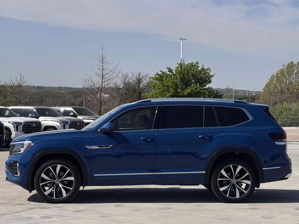 used 2025 Volkswagen Atlas car, priced at $40,954