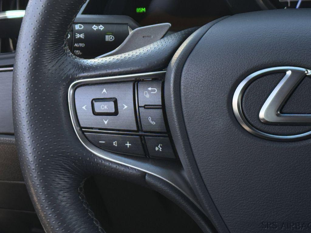 used 2022 Lexus ES 350 car, priced at $39,104