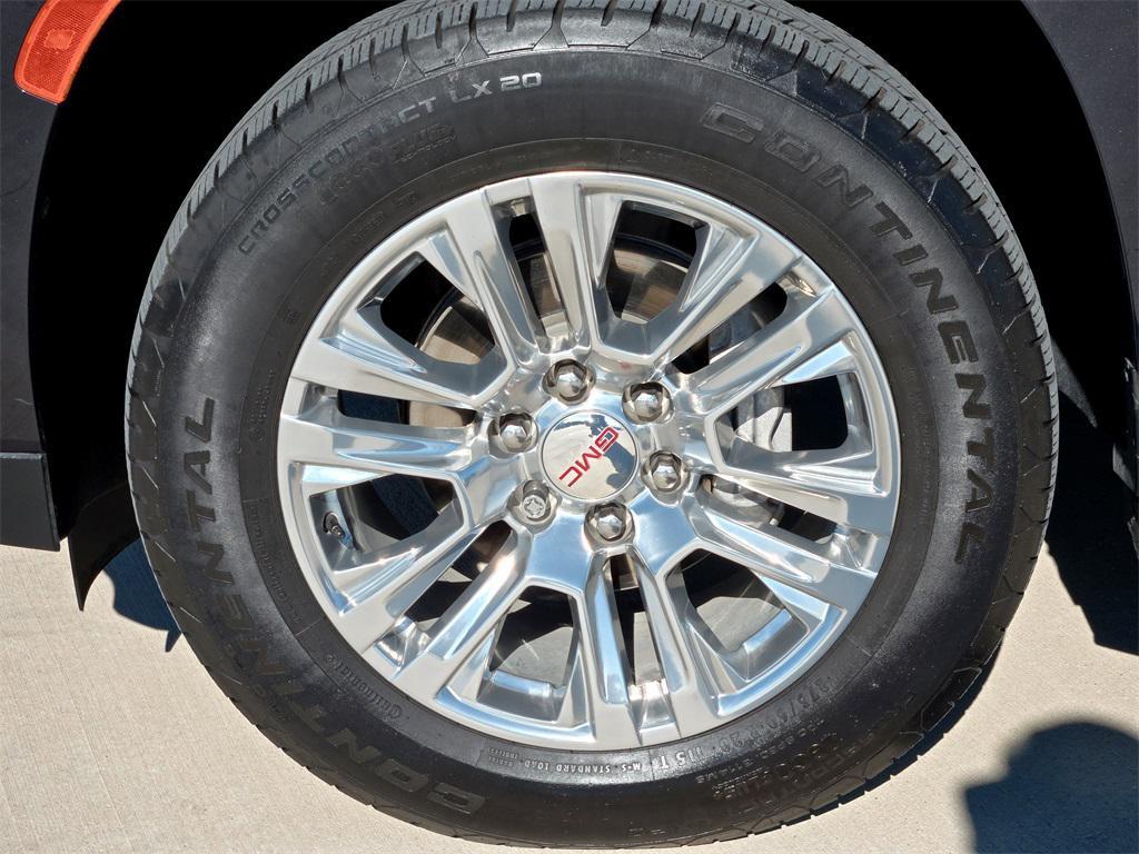 used 2024 GMC Yukon car, priced at $65,813