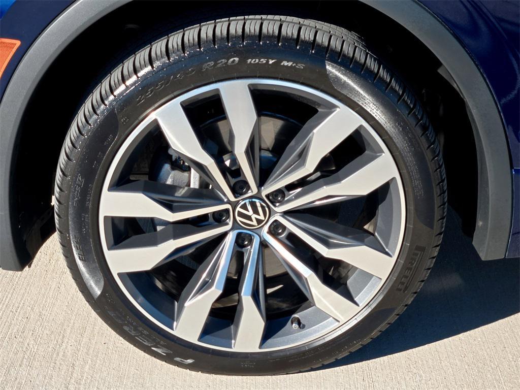 used 2022 Volkswagen Tiguan car, priced at $21,683
