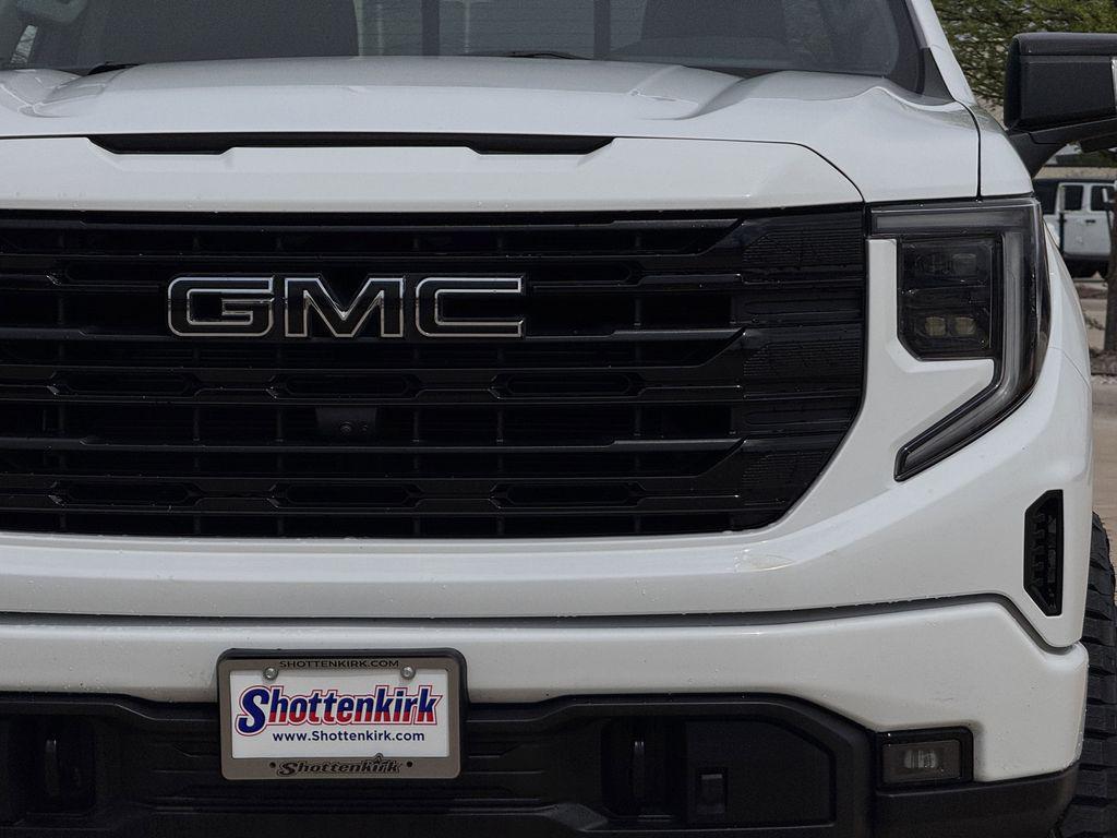 used 2023 GMC Sierra 1500 car, priced at $52,503