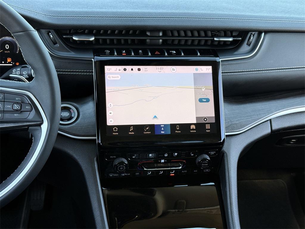 used 2023 Jeep Grand Cherokee car, priced at $26,998