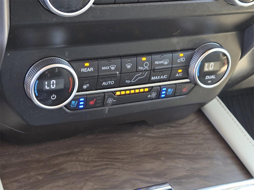 used 2021 Ford Expedition car, priced at $43,989