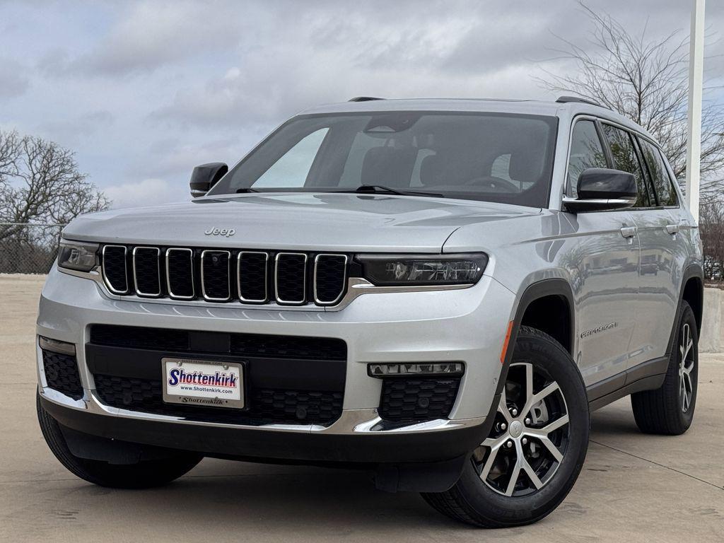 used 2024 Jeep Grand Cherokee L car, priced at $27,748