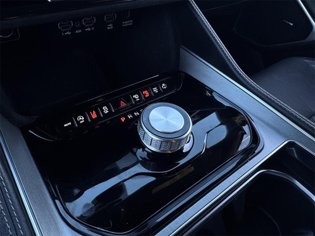 used 2024 Jeep Wagoneer car, priced at $41,817