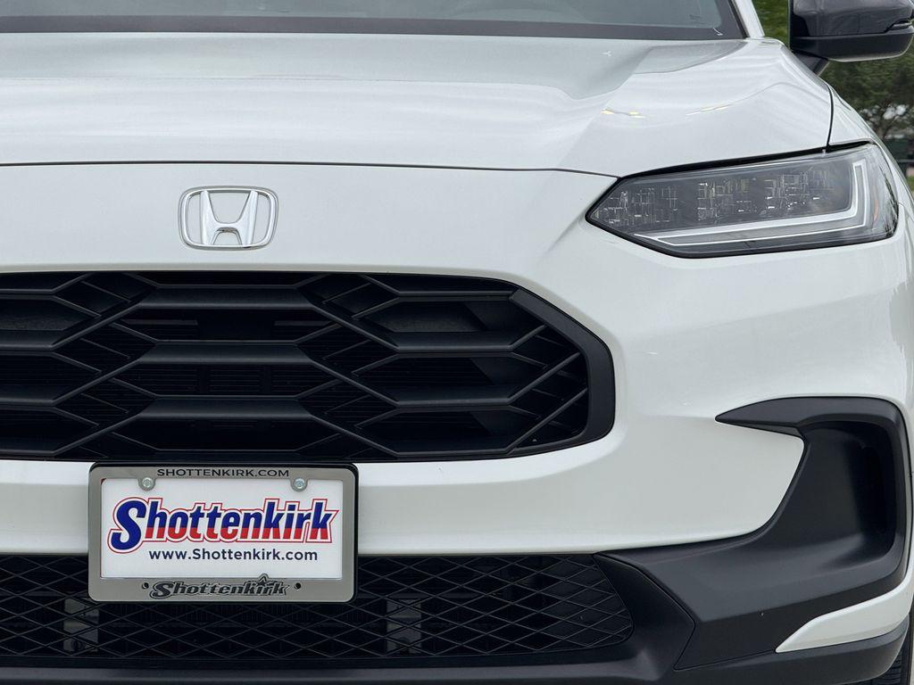 used 2025 Honda HR-V car, priced at $26,818