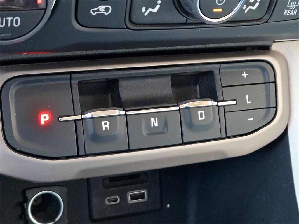 used 2023 GMC Acadia car, priced at $30,807