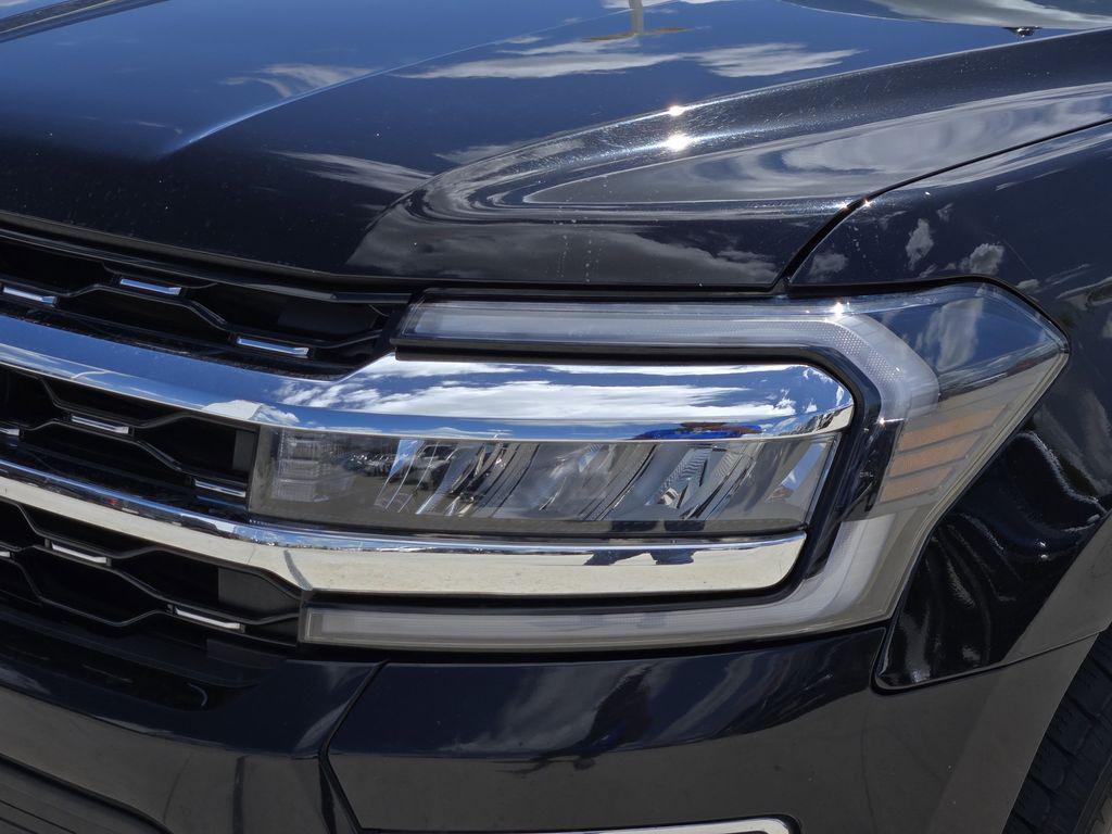 used 2024 Ford Expedition car, priced at $44,966