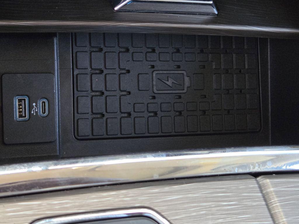 used 2024 Ford Expedition car, priced at $44,966