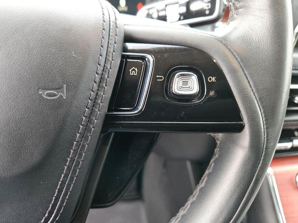 used 2024 Lincoln Aviator car, priced at $47,712