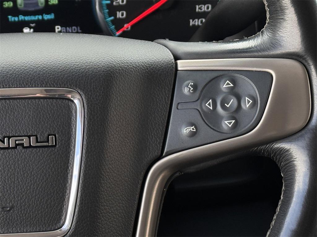 used 2018 GMC Yukon car, priced at $24,952