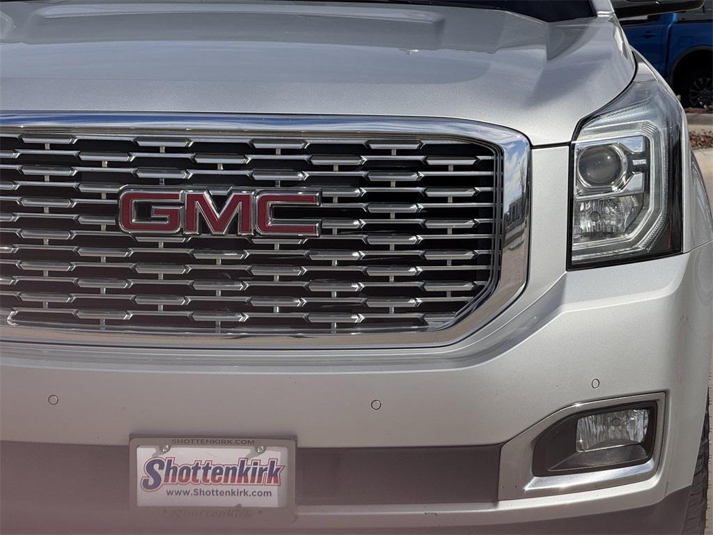 used 2018 GMC Yukon car, priced at $24,952