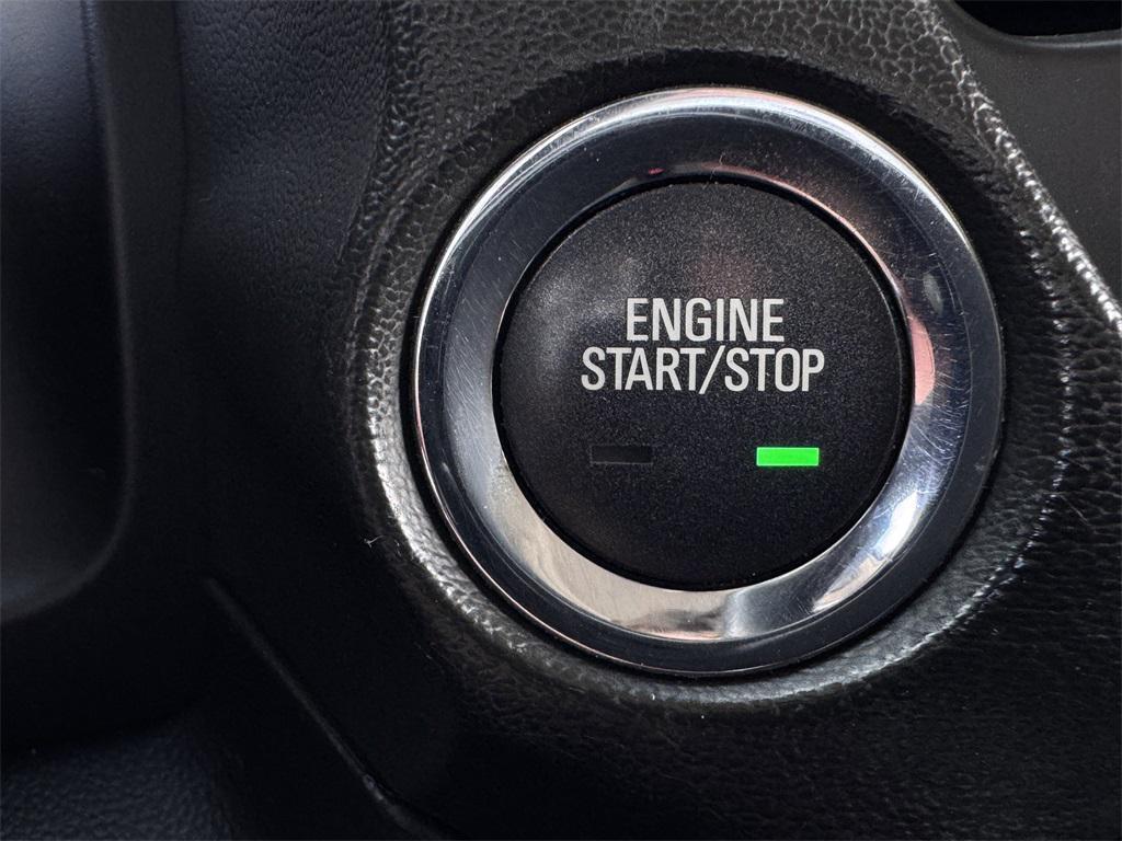 used 2018 GMC Yukon car, priced at $24,952