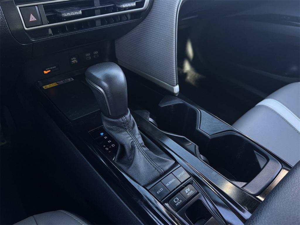 used 2025 Toyota Camry car, priced at $25,846