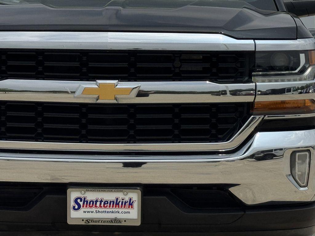 used 2018 Chevrolet Silverado 1500 car, priced at $20,973