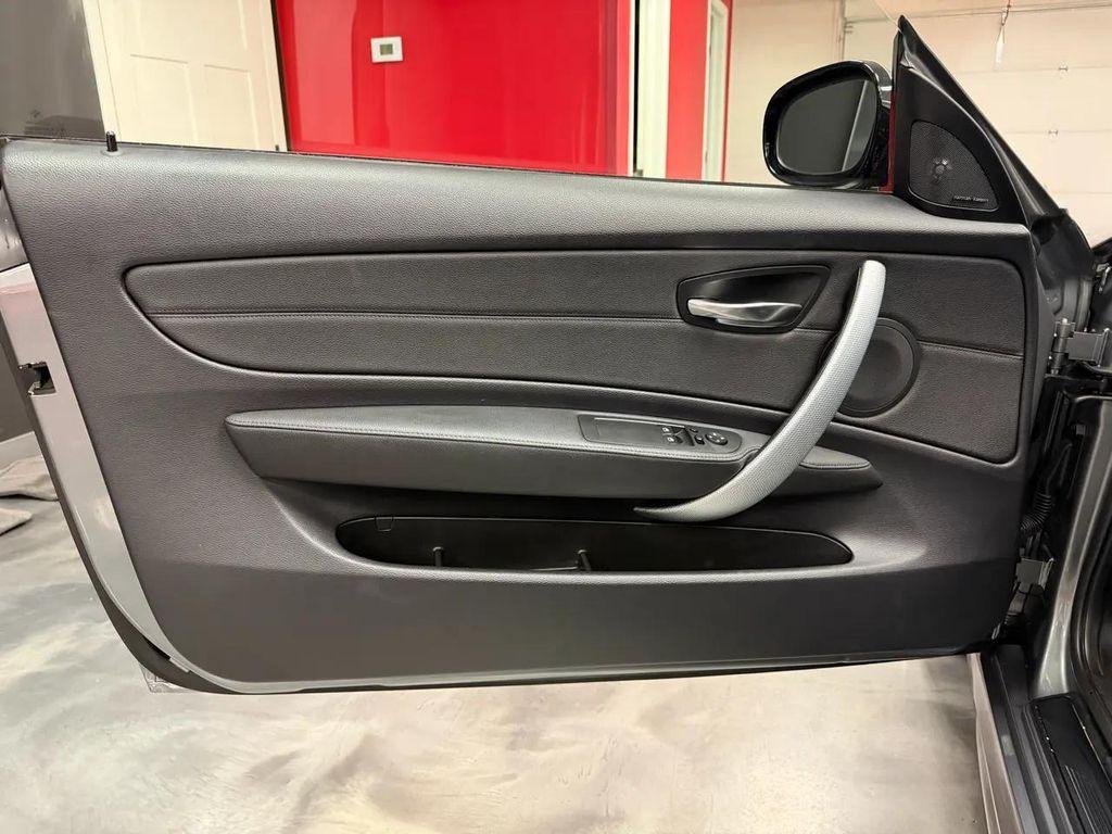 BMW 1 Series view 33