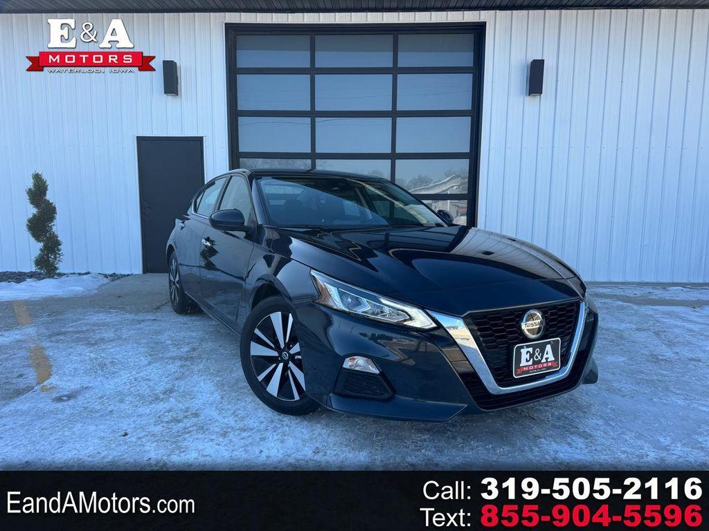 used 2022 Nissan Altima car, priced at $15,500