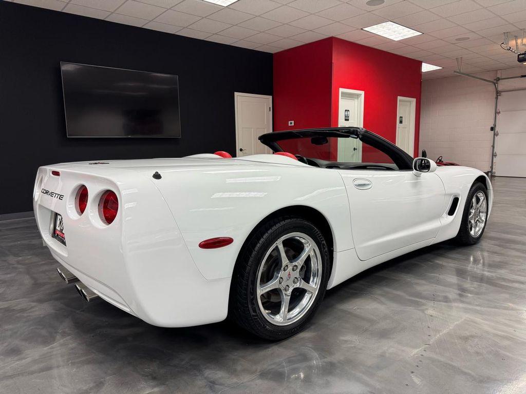 used 2000 Chevrolet Corvette car
